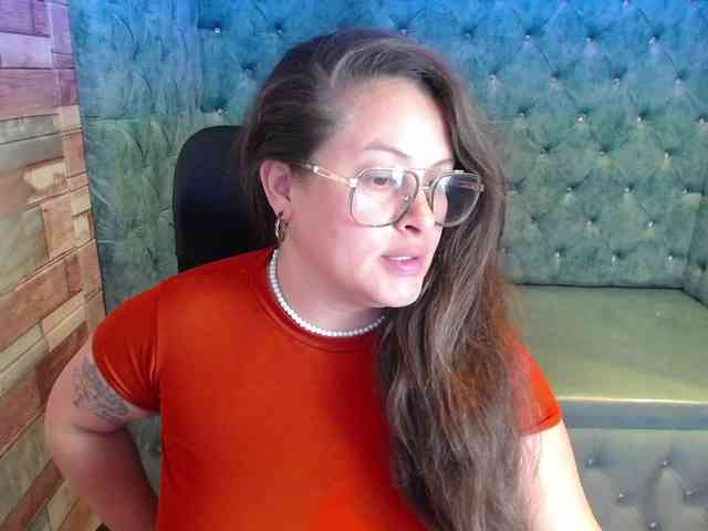 SaraThonson webcam