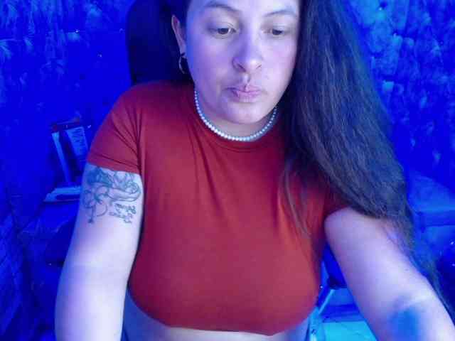 SaraThonson webcam