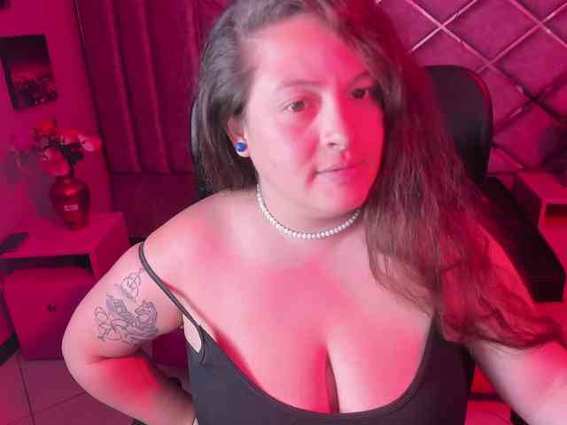 SaraThonson webcam