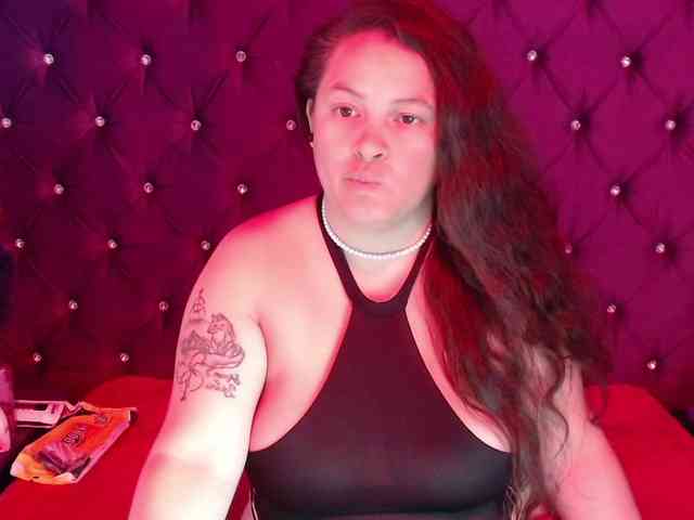 SaraThonson webcam