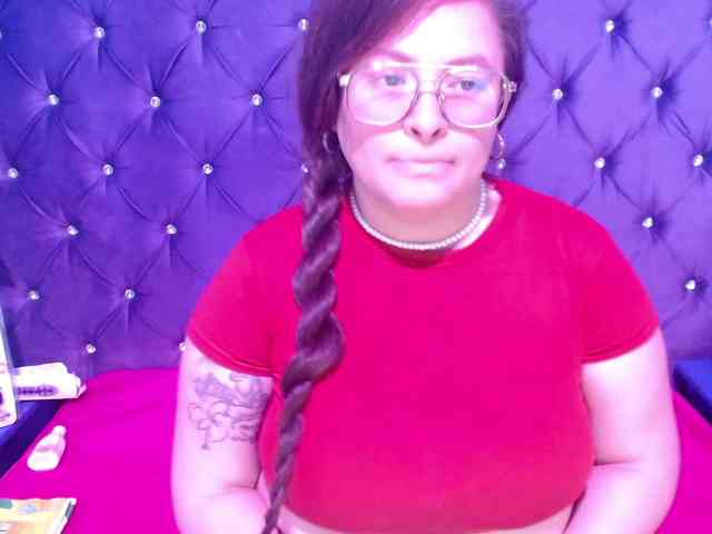 SaraThonson webcam
