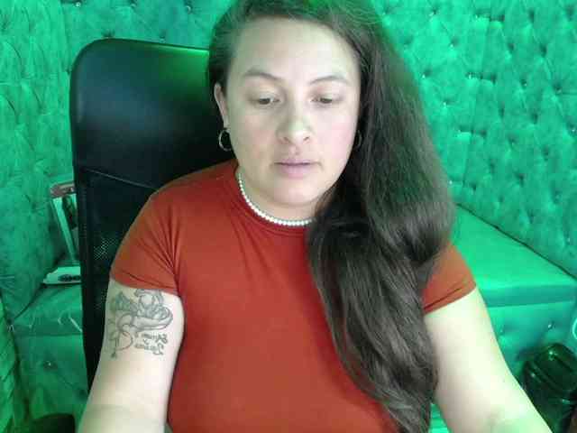 SaraThonson webcam