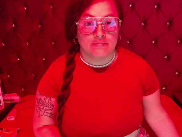 SaraThonson webcam