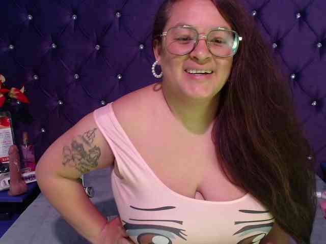 SaraThonson webcam