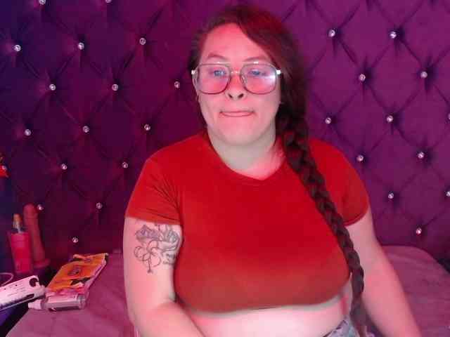 SaraThonson webcam