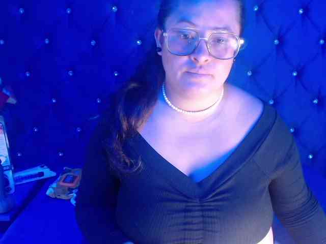 SaraThonson webcam