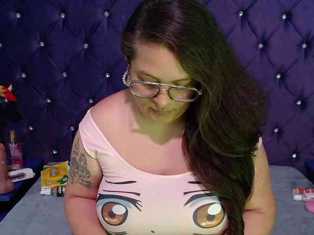 SaraThonson webcam