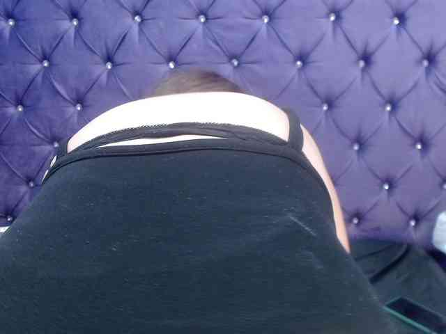 SaraThonson webcam