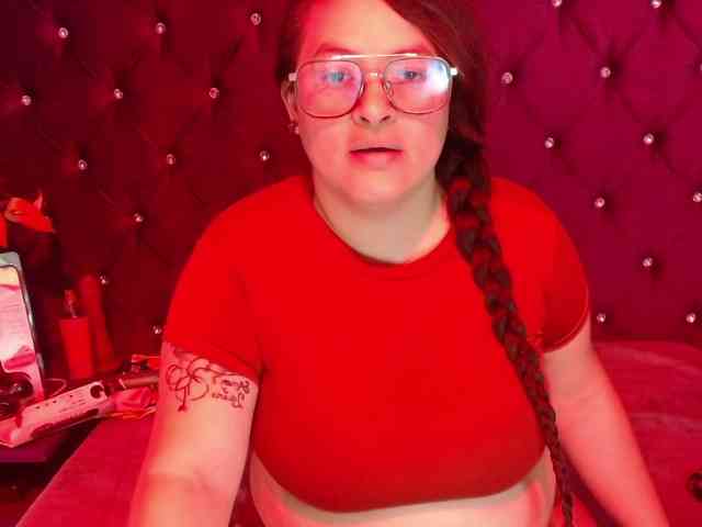 SaraThonson webcam