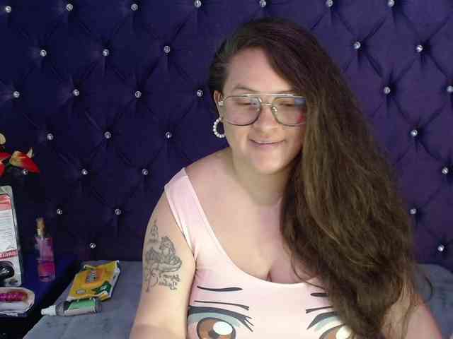 SaraThonson webcam