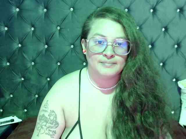 SaraThonson webcam