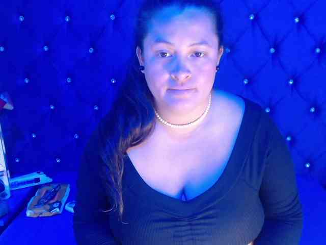 web cam sex chat SaraThonson