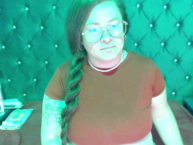 SaraThonson webcam