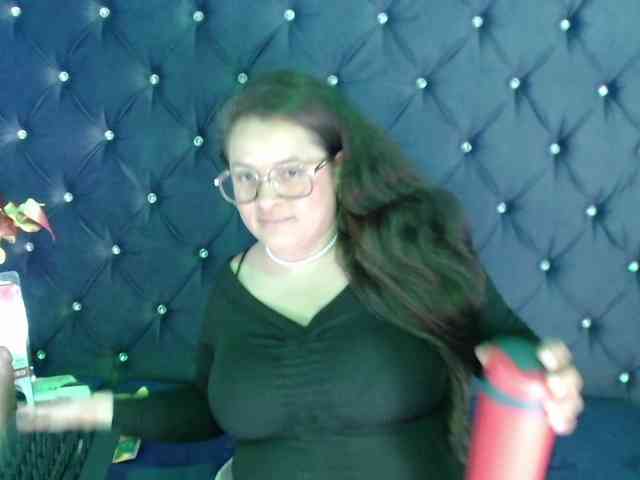 SaraThonson webcam