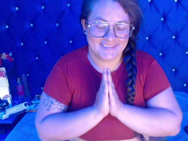 SaraThonson webcam