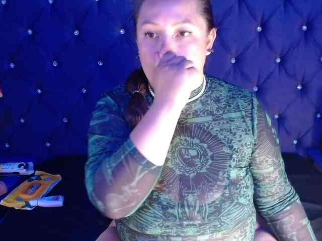 SaraThonson webcam