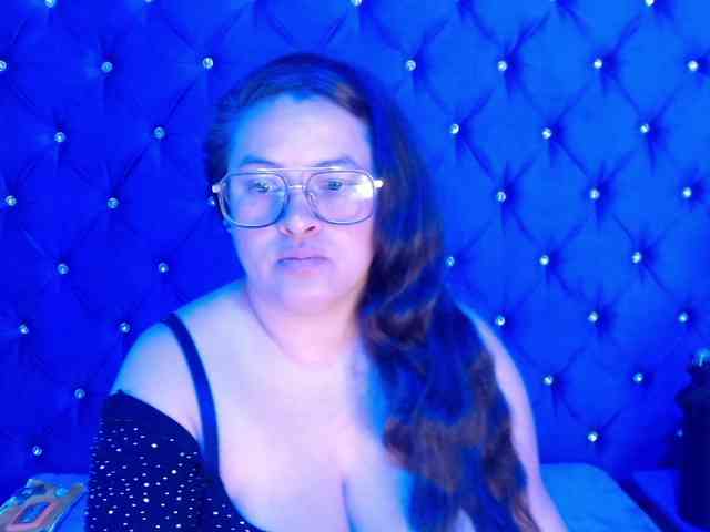 SaraThonson webcam