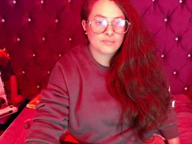 SaraThonson webcam