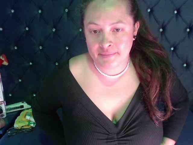 SaraThonson webcam