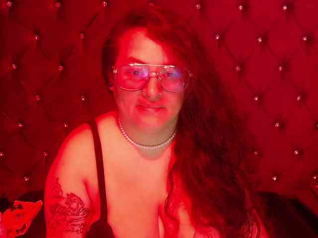 SaraThonson webcam