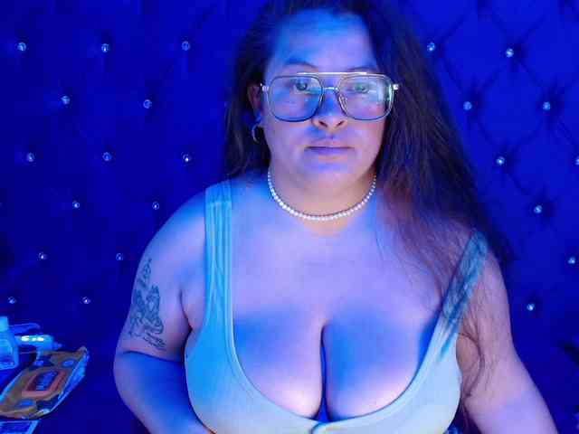 SaraThonson webcam