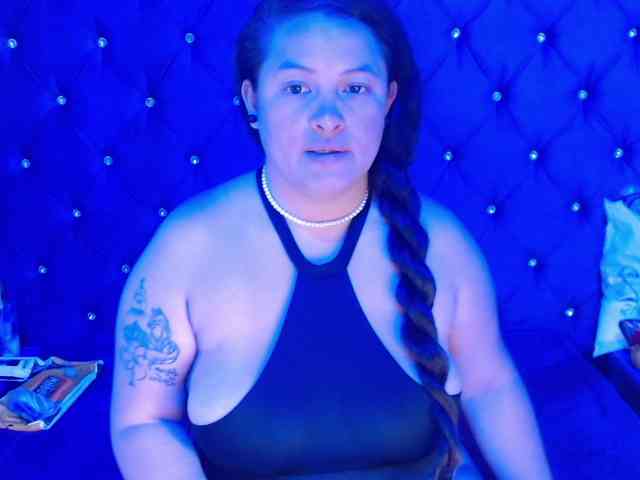 SaraThonson webcam