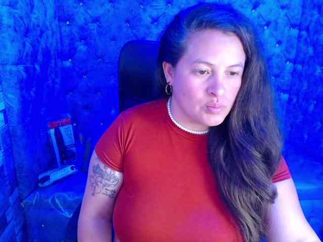 SaraThonson webcam