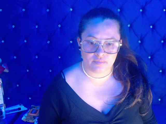 SaraThonson webcam