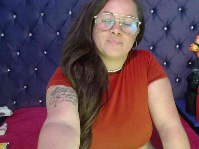 SaraThonson webcam