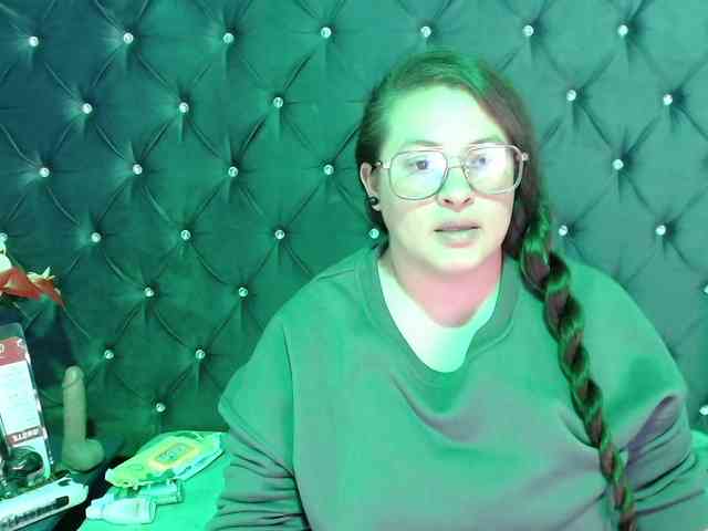 SaraThonson webcam