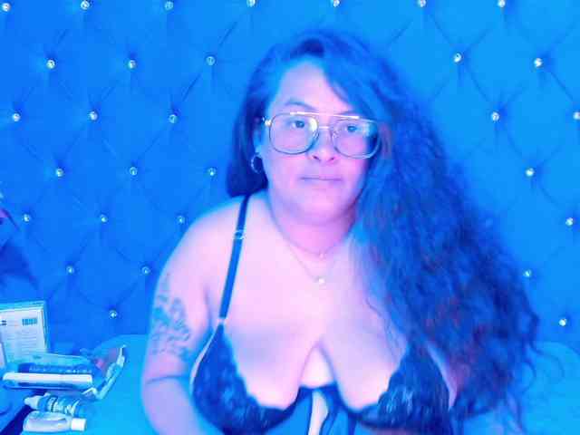 SaraThonson webcam