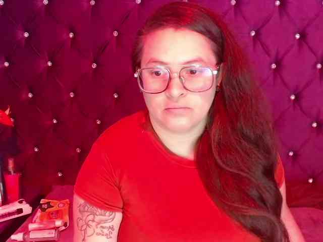 SaraThonson webcam