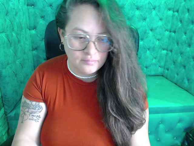 SaraThonson webcam