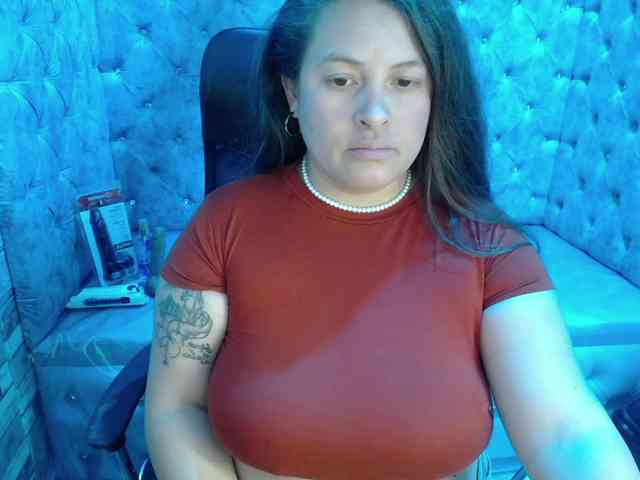 SaraThonson webcam