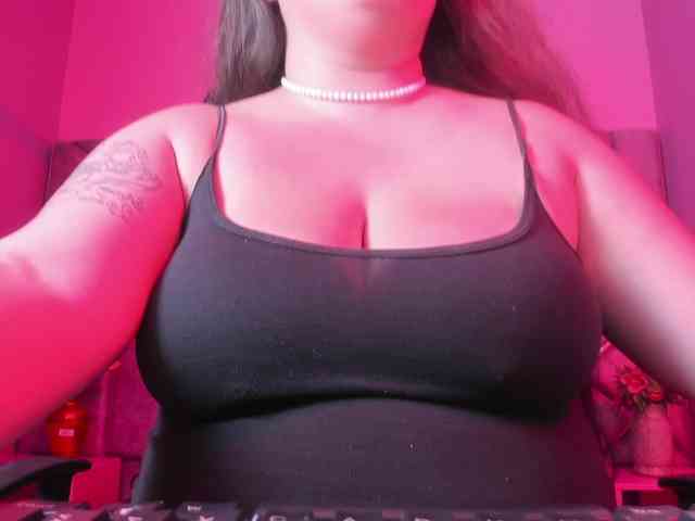 SaraThonson webcam