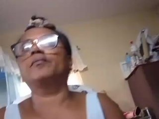 hotmomsexy Porn Show