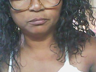 hotmomsexy's Live Webcam