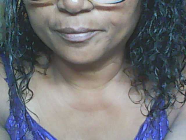 hotmomsexy's BongaCams show and profile