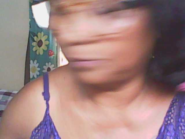 hotmomsexy's BongaCams show and profile