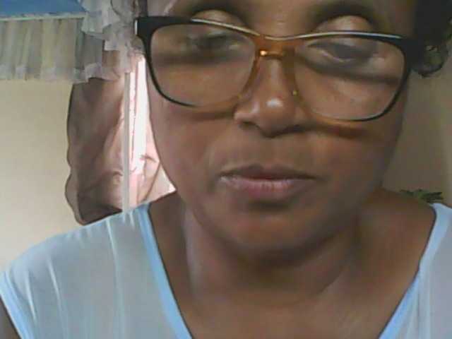 hotmomsexy's BongaCams show and profile