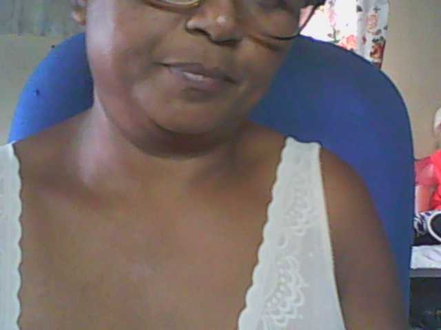 hotmomsexy — Any flash 15tkn,come prvt for all show