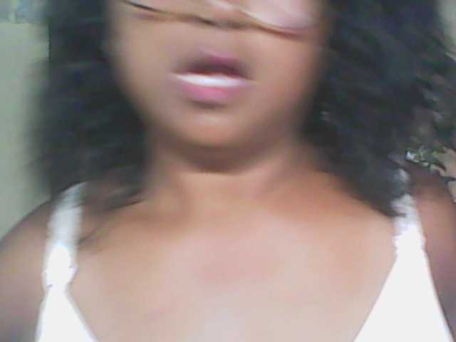 hotmomsexy's BongaCams show and profile