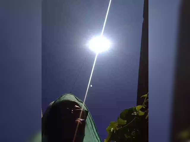 hotmomsexy's BongaCams show and profile