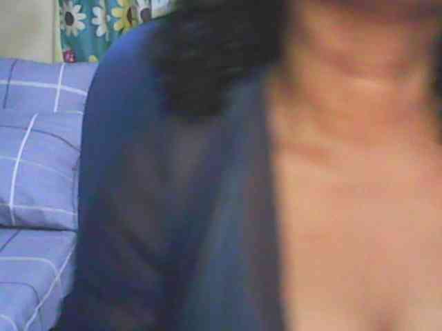 hotmomsexy webcam