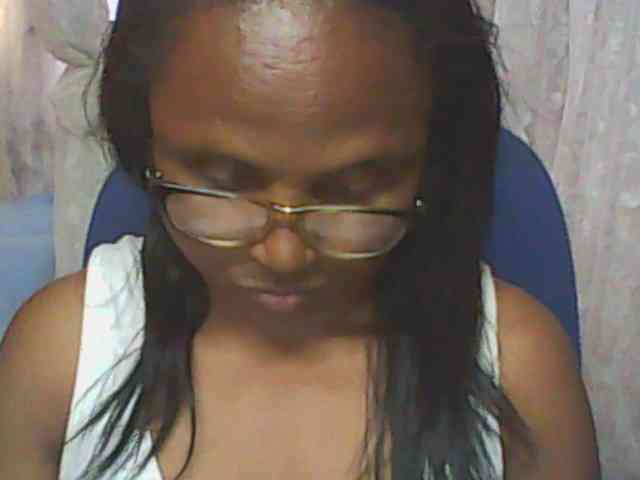 hotmomsexy webcam