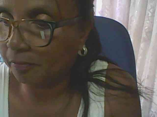 hotmomsexy webcam