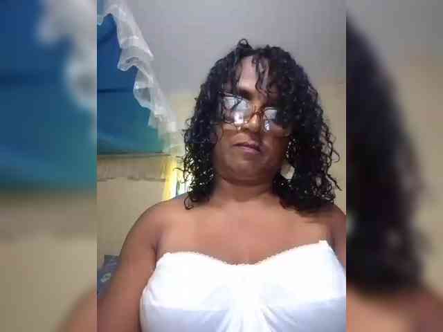 hotmomsexy webcam