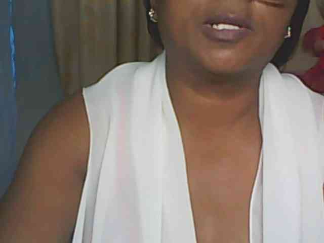 hotmomsexy Live Webcam on BongaCams