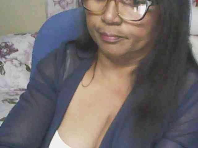 hotmomsexy webcam