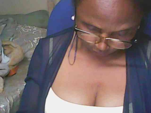 hotmomsexy webcam